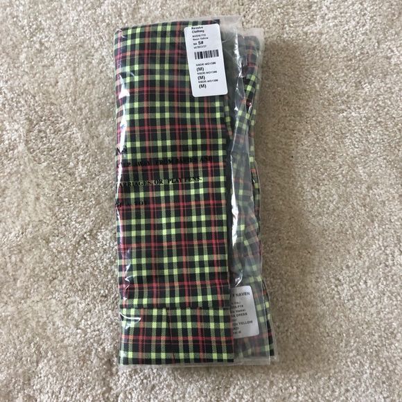 🔥NWT🔥NBD x NAVIN NINA DRESS IN NEON BLACK/YELLOW & ORANGE PLAID🔥SIZE MEDIUM🔥 - Picture 4 of 5
